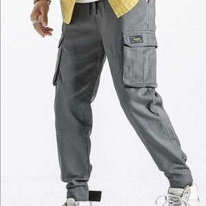 SHEIN Men’s modern cargo joggers, size S